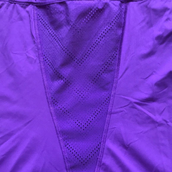 NWOT Purple Under Armour Tank M - Picture 3 of 3